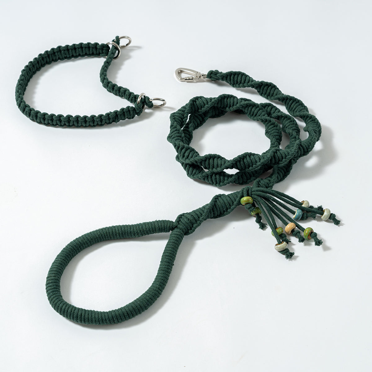 Forest Green Set Flatlay - Spiral Companion Leash Kit