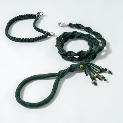 Forest Green Set Flatlay - Spiral Companion Leash Kit